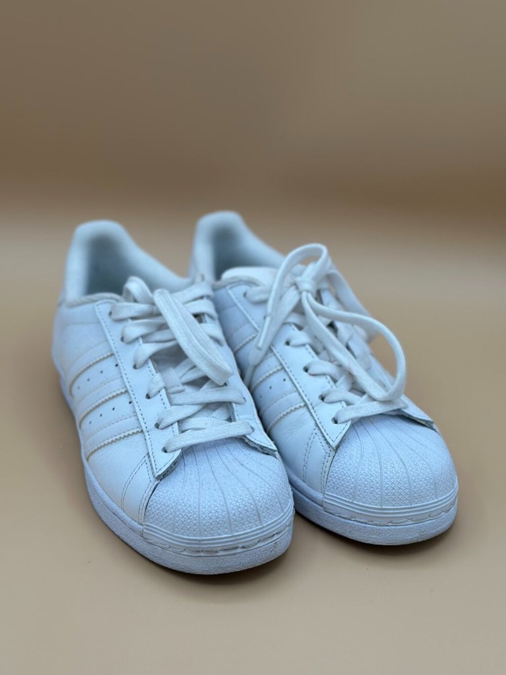 Adidas Superstar White Leather Sneakers Women’s Size 4.5 Classic Shell Toe
